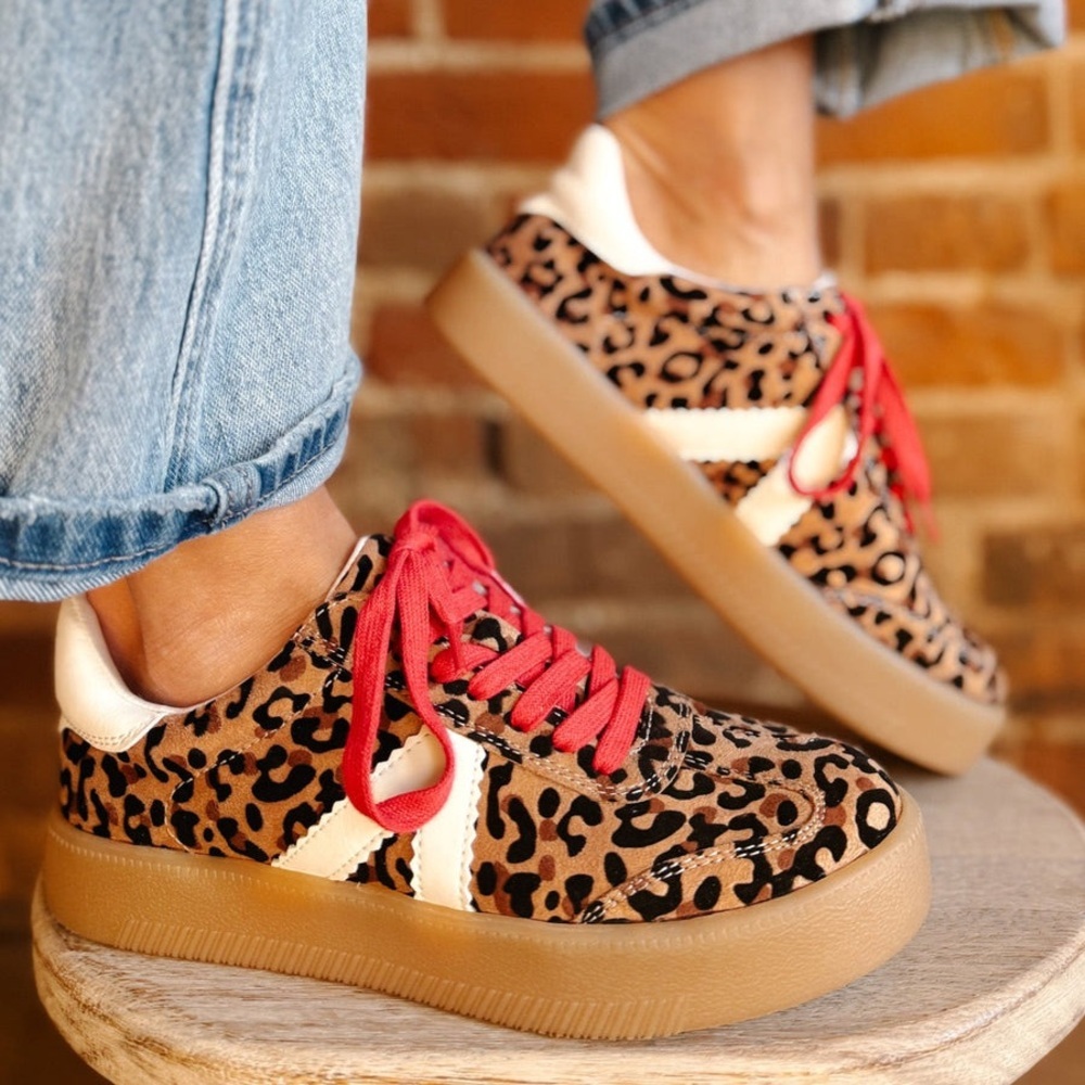 nwot MIA Leopard Print Sneakers Red Laces Gum Sole Casual Street Style 8.5